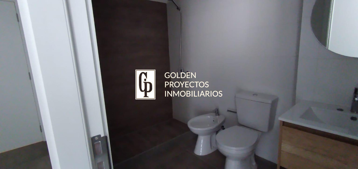 Apartamento ID.558/Apartamento-En-Alquiler-De-1-Dormitorio-Con-Cochera-En-Tres-Cruces- - Apartamento En Alquiler De 1 Dormitorio Con Cochera En Tres Cruces 
