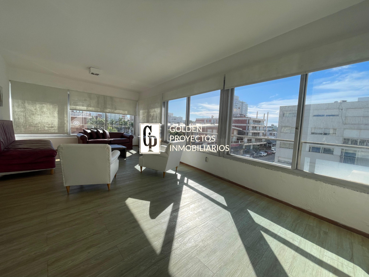 Apartamento ID.335 - Apartamento en Venta 2 dormitorios 2 baños Punta del Este 