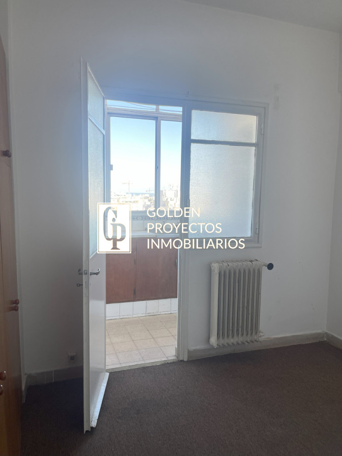 Apartamento ID.579/Apartamento-En-Alquiler-4-Dormitorios-Cordón - Apartamento En Alquiler 4 Dormitorios Cordón