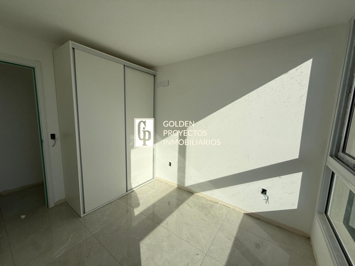 Apartamento ID.687/Apartamento-en-Venta-3-dormitorios-2-baños-Garage-Punta-del-Este- - Apartamento en Venta 3 dormitorios 2 baños Garage Punta del Este 