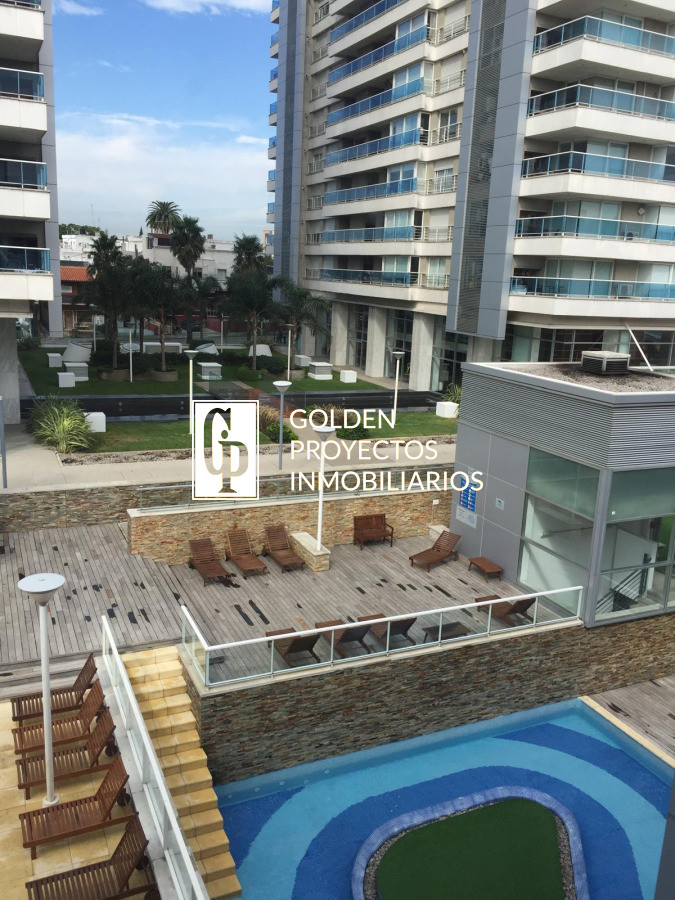 Apartamento ID.595/Apartamento-En-Alquiler-2-Dormitorios-En-Buceo - Apartamento En Alquiler 2 Dormitorios En Buceo