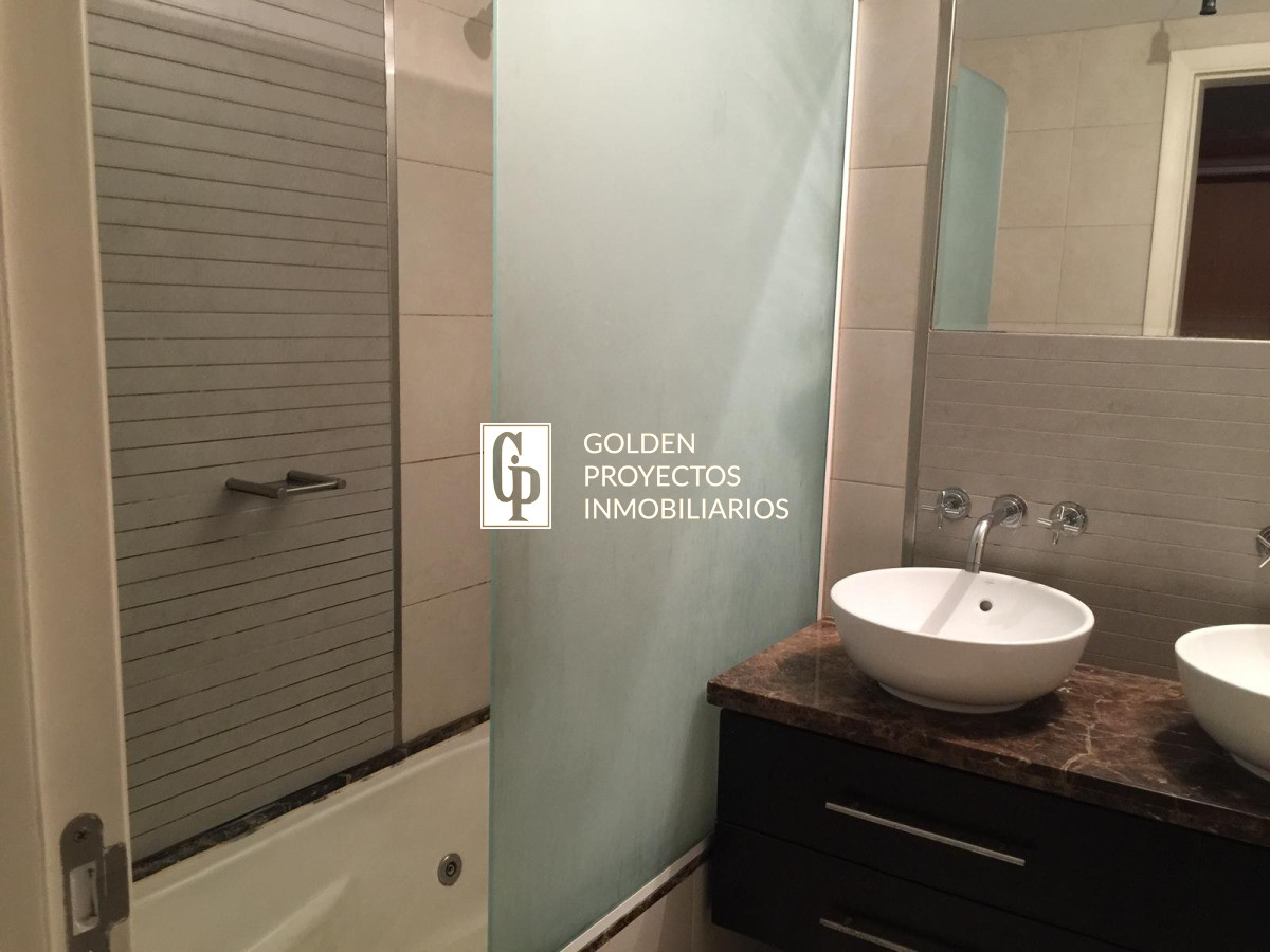 Apartamento ID.595/Apartamento-En-Alquiler-2-Dormitorios-En-Buceo - Apartamento En Alquiler 2 Dormitorios En Buceo