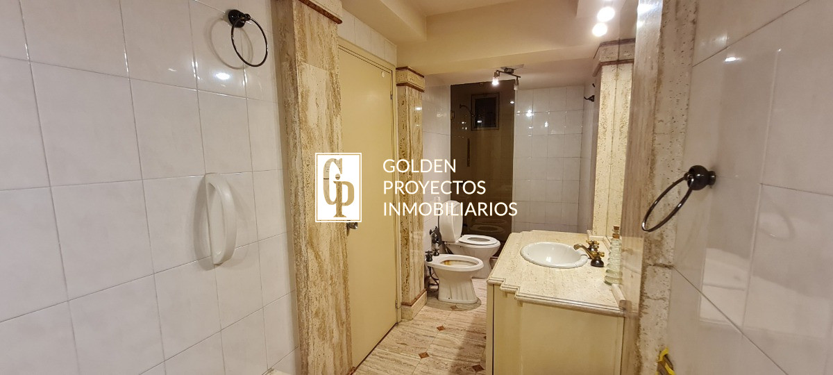 Apartamento ID.632 - Apartamento En Venta De 4 Dormitorios En Pocitos