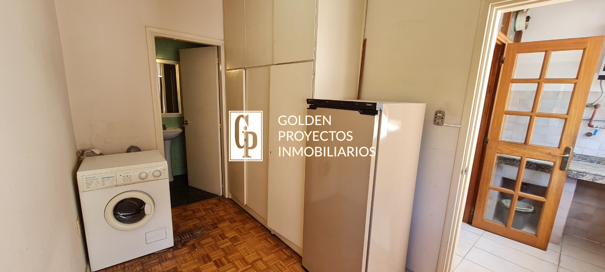 Apartamento ID.632 - Apartamento En Venta De 4 Dormitorios En Pocitos