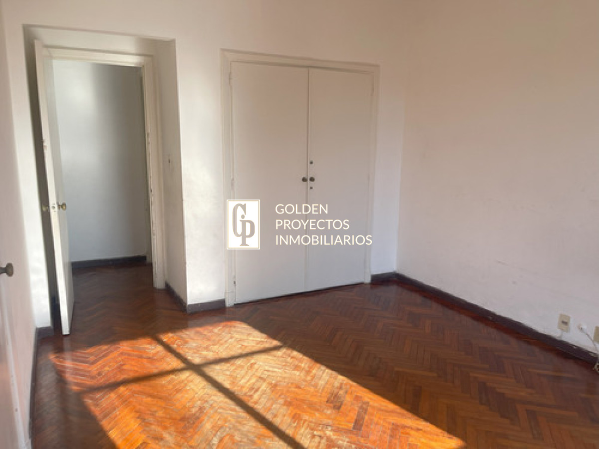 Apartamento ID.579/Apartamento-En-Alquiler-4-Dormitorios-Cordón - Apartamento En Alquiler 4 Dormitorios Cordón