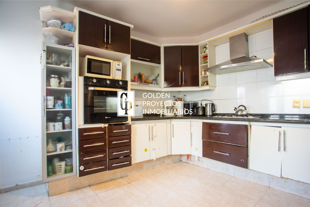 Apartamento ID.447/Apartamento-en-Venta-3-dormitorios-y-Cochera-en-Malvin - Apartamento en Venta 3 dormitorios y Cochera en Malvin