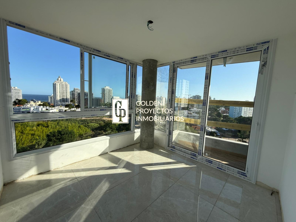 Apartamento ID.687/Apartamento-en-Venta-3-dormitorios-2-baños-Garage-Punta-del-Este- - Apartamento en Venta 3 dormitorios 2 baños Garage Punta del Este 