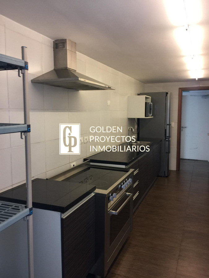 Apartamento ID.595/Apartamento-En-Alquiler-2-Dormitorios-En-Buceo - Apartamento En Alquiler 2 Dormitorios En Buceo