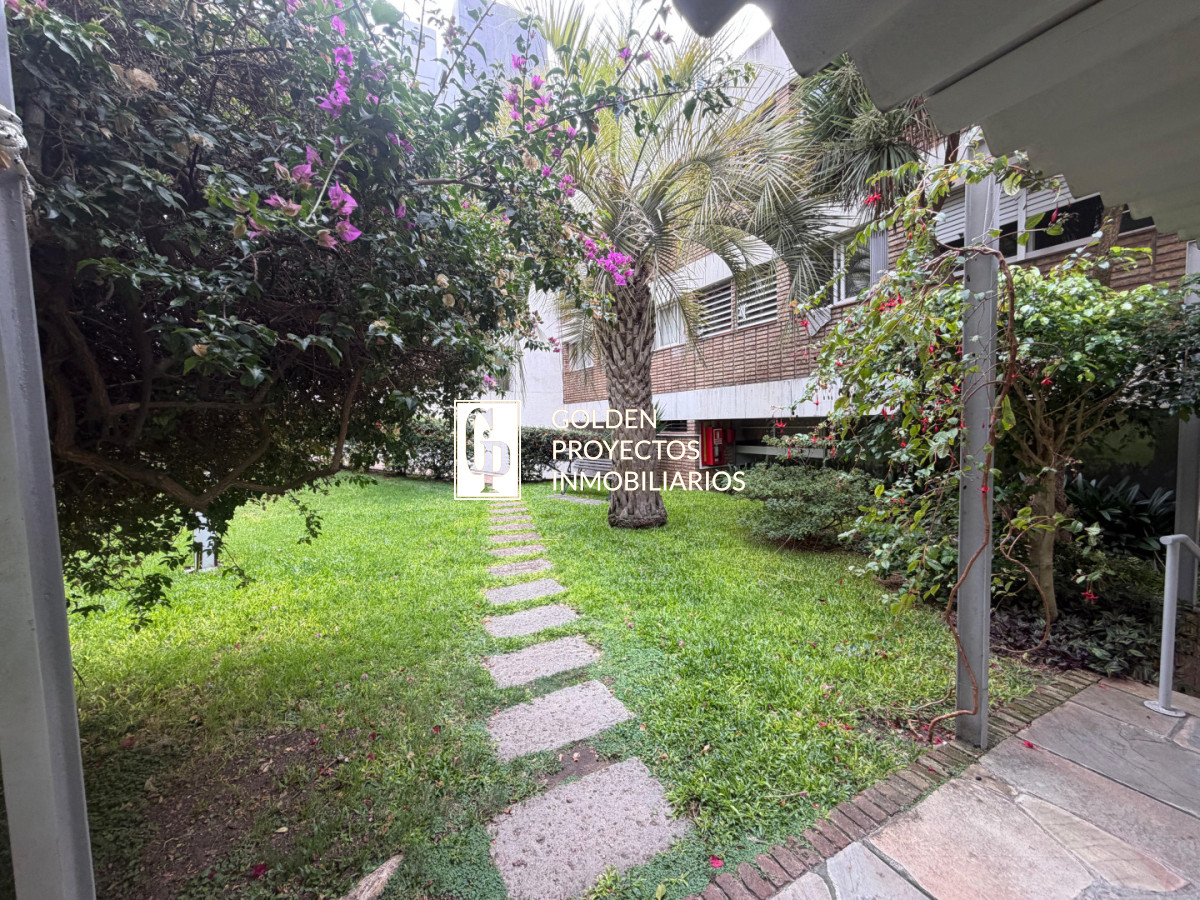 Apartamento ID.743/Apartamento-Amueblado-en-Alquiler-1-Dormitorio-con-Garaje-en-Parque-Batlle - Apartamento Amueblado en Alquiler 1 Dormitorio con Garaje en Parque Batlle