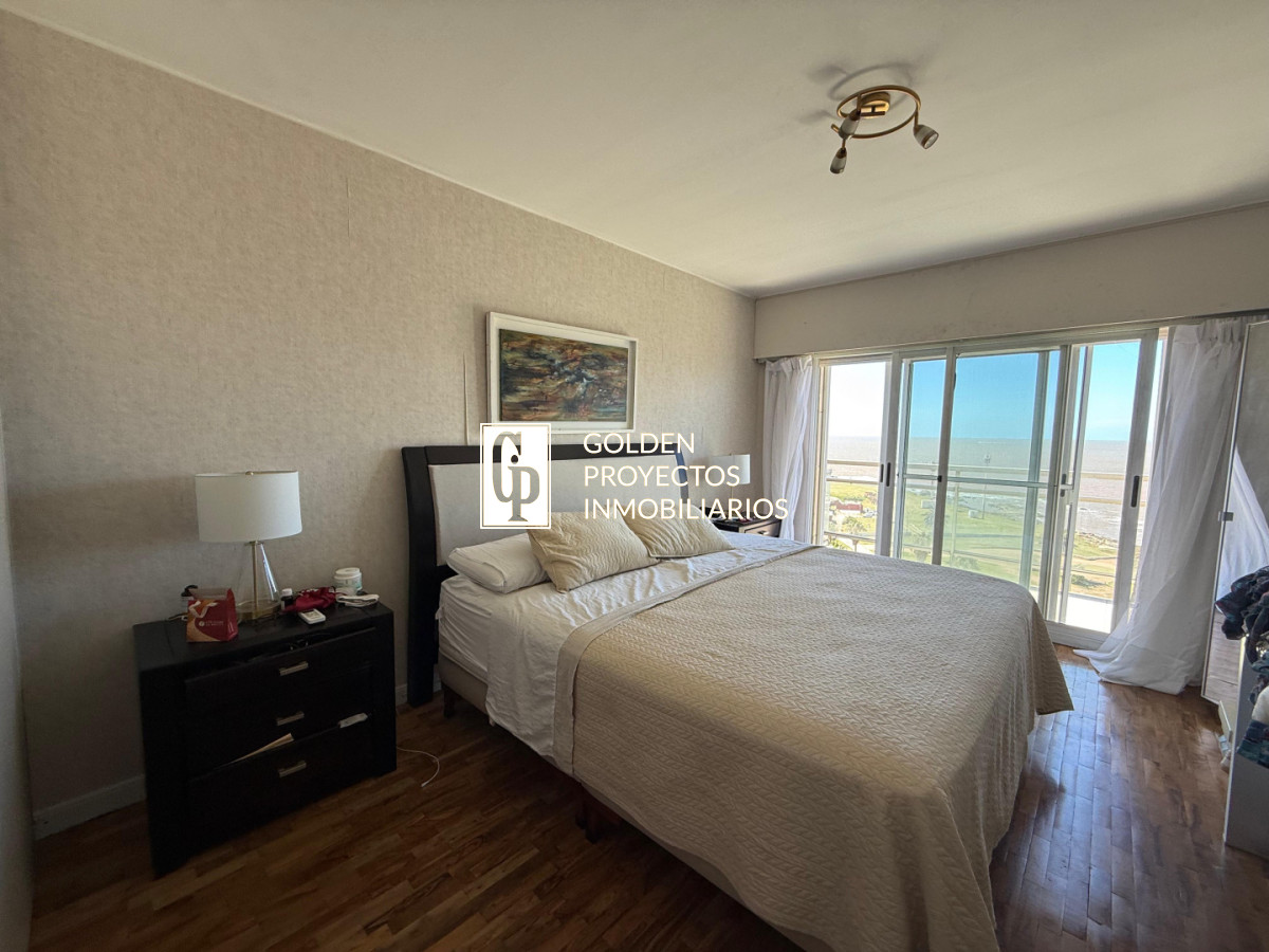 Apartamento ID.769/Penthouse-en-venta-de-dos-dormitorios-en-Rambla-Punta-Carretas - Penthouse en venta de dos dormitorios en Rambla Punta Carretas