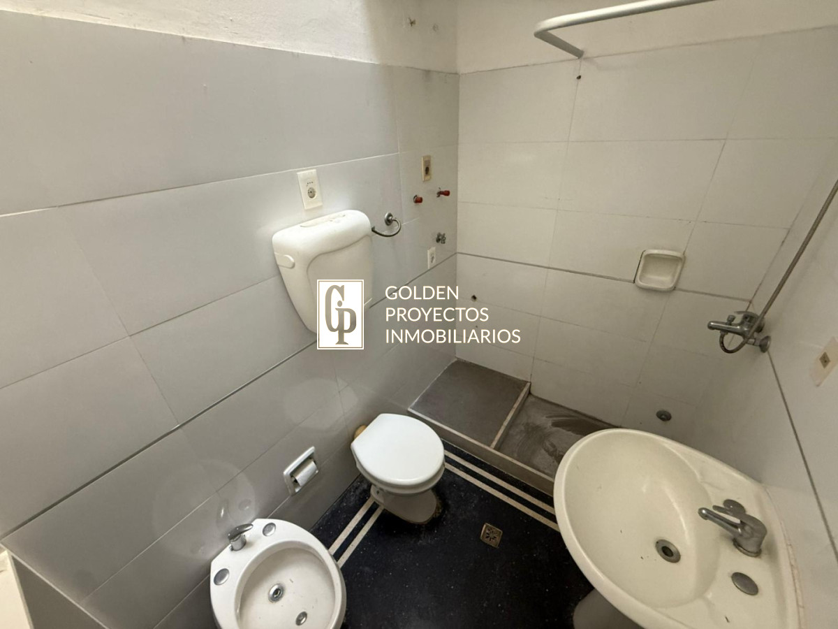 Apartamento ID.642 - Apartamento en Alquiler 3 Dormitorios Pocitos