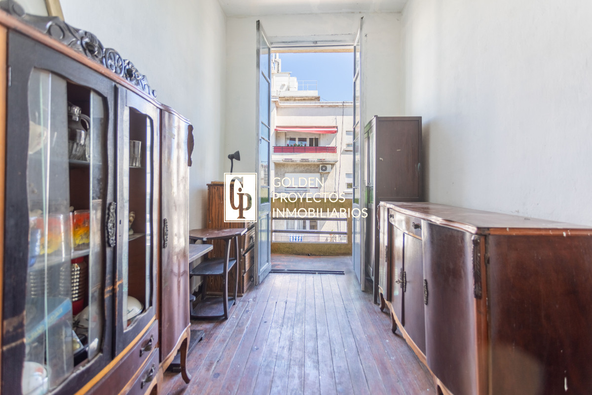 Apartamento ID.424 - VENTA - APARTAMENTO - 5 DORMITORIOS - CENTRO