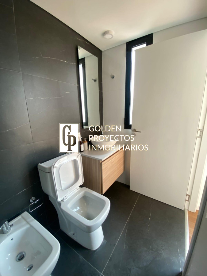 Apartamento ID.368 - Penthouse 2 dorm. 2 Gge en Venta en Sky Punta Carretas