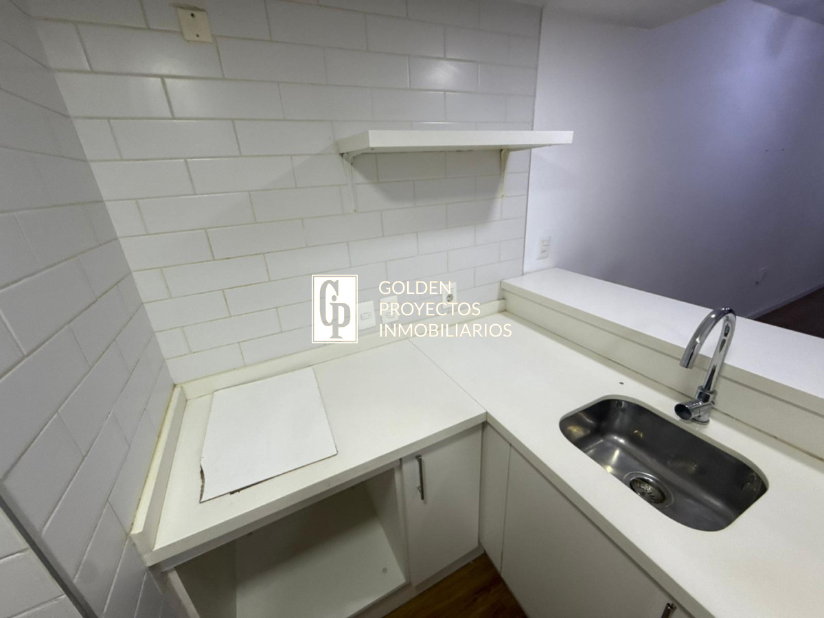 Apartamento ID.631 - Apartamento en Alquiler 1 Dormitorio y Gge Punta Carretas Sin Muebles