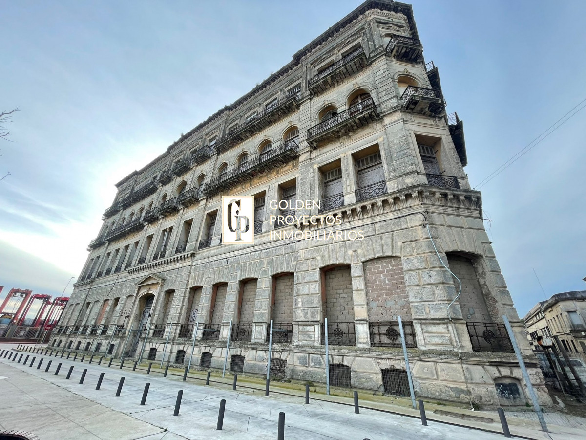 Apartamento ID.67 - Venta, Edificio histórico, Ciudad Vieja