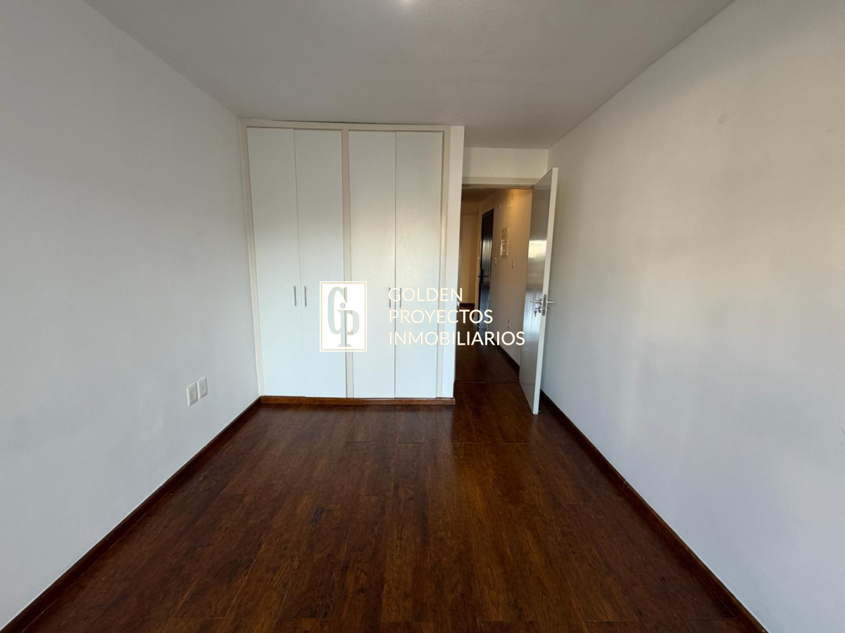 Apartamento ID.727/Apartamento-en-Alquiler-1-Dormitorio-con-Garage-y-Terraza-en-Cordón- - Apartamento en Alquiler 1 Dormitorio con Garage y Terraza en Cordón 