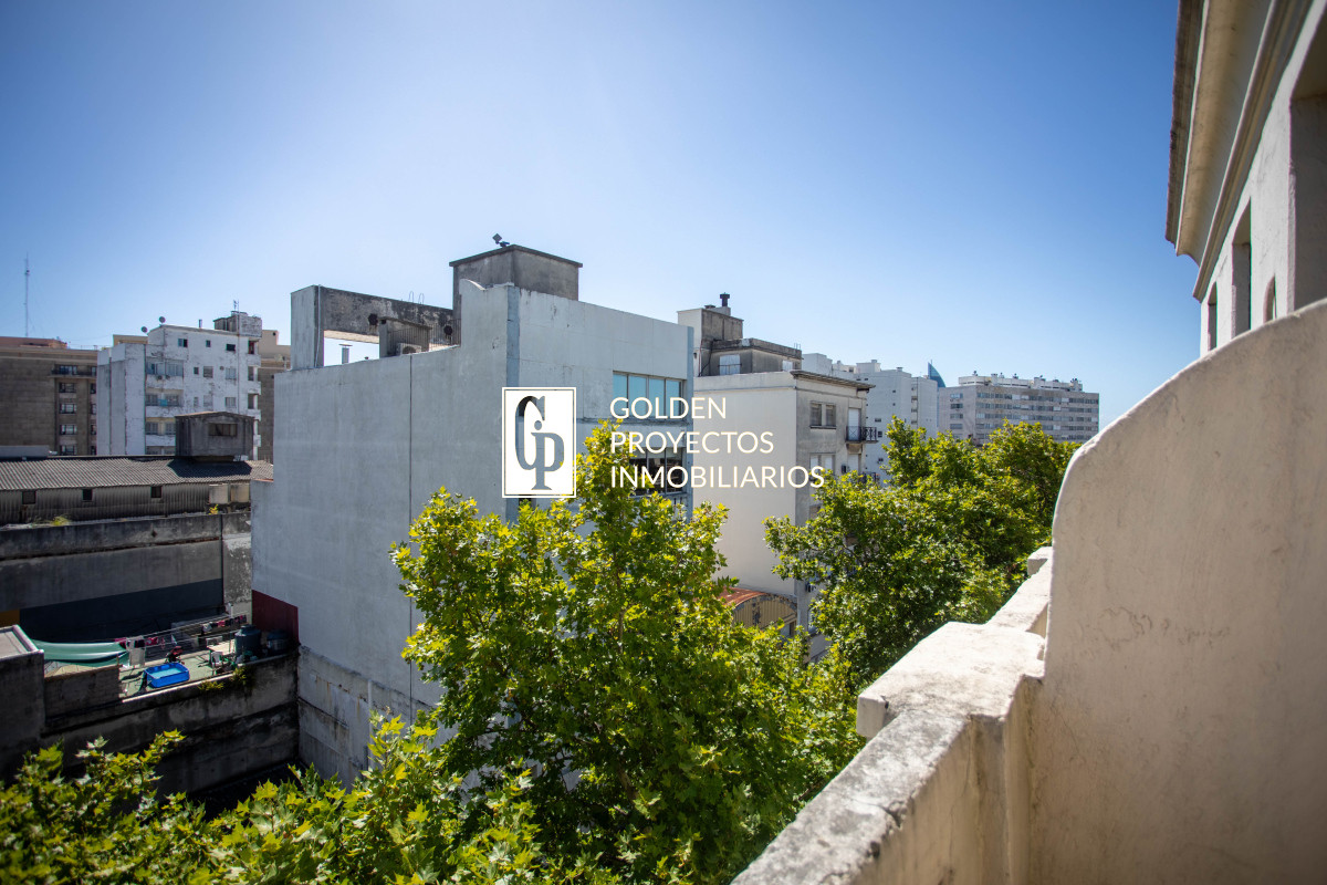 Apartamento ID.424 - VENTA - APARTAMENTO - 5 DORMITORIOS - CENTRO