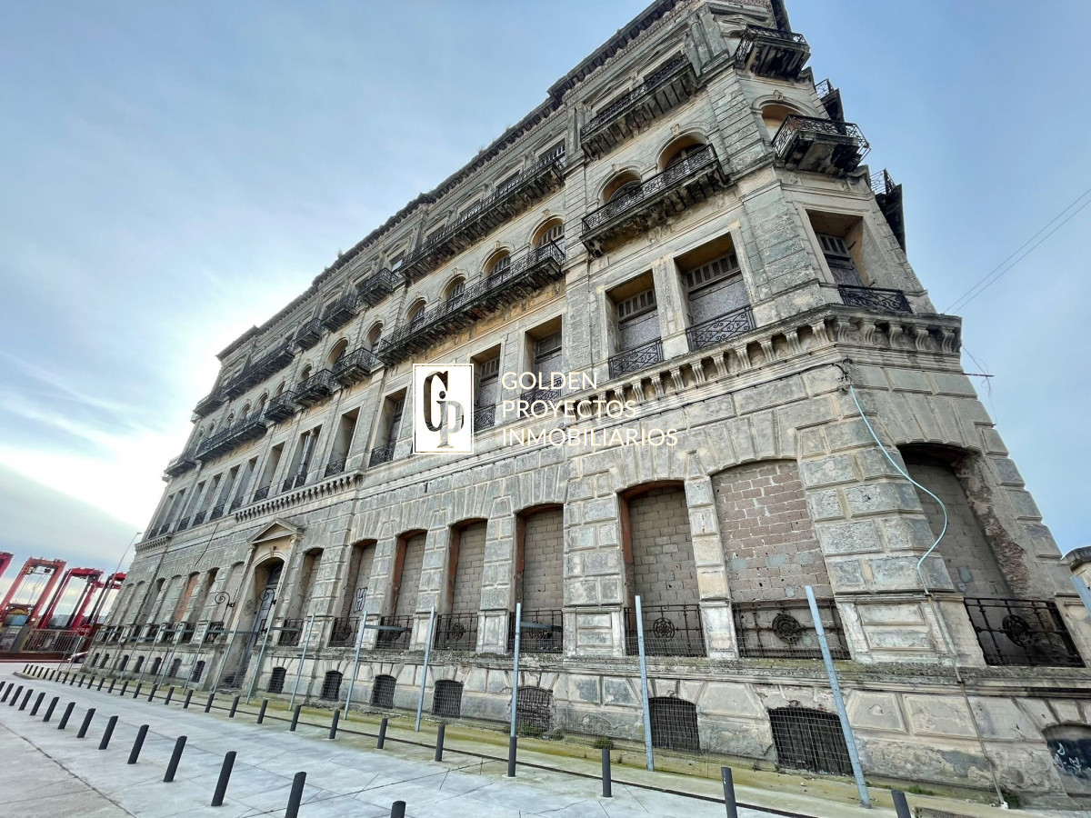 Apartamento ID.67 - Venta, Edificio histórico, Ciudad Vieja