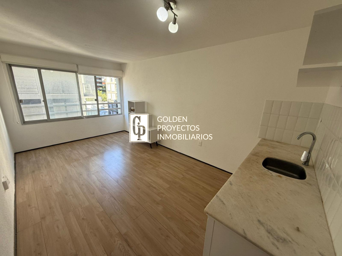 Apartamento ID.741 - Monoambiente en Alquiler en Cordón 