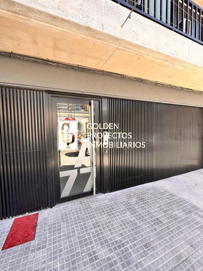 Apartamento ID.558/Apartamento-En-Alquiler-De-1-Dormitorio-Con-Cochera-En-Tres-Cruces- - Apartamento En Alquiler De 1 Dormitorio Con Cochera En Tres Cruces 