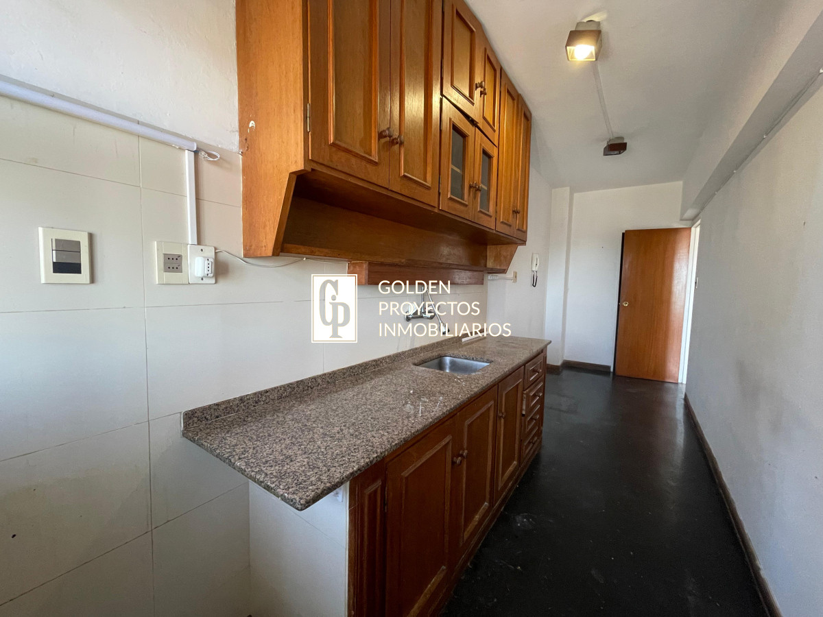 Apartamento ID.351 - Apartamento en Venta 3 dormitorios 2 baños en Malvin 