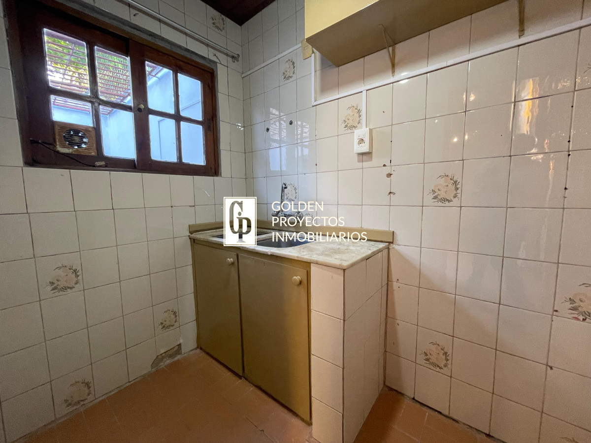 Apartamento ID.301 - Apartamento en Venta 2 dormitorios y Patio en Atahualpa con Renta
