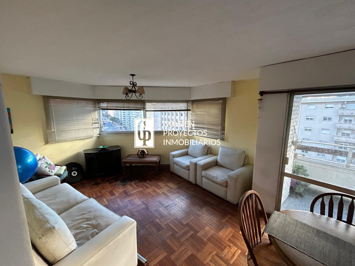Apartamento ID.184 - Apartamento en Venta 3 dormitorios 2 baños Centro