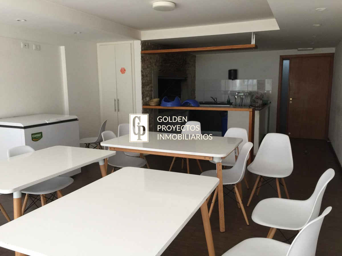Apartamento ID.595/Apartamento-En-Alquiler-2-Dormitorios-En-Buceo - Apartamento En Alquiler 2 Dormitorios En Buceo