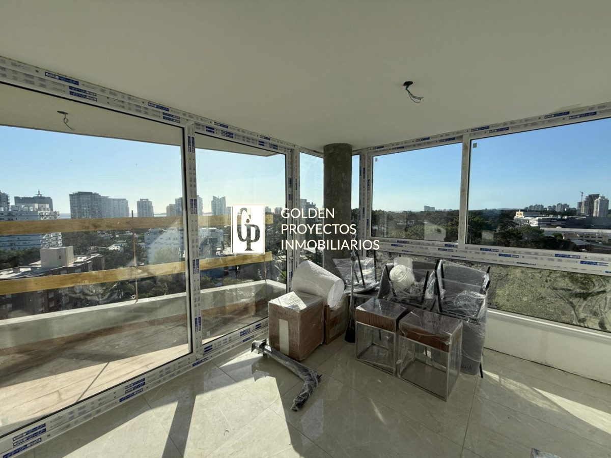 Apartamento ID.687/Apartamento-en-Venta-3-dormitorios-2-baños-Garage-Punta-del-Este- - Apartamento en Venta 3 dormitorios 2 baños Garage Punta del Este 