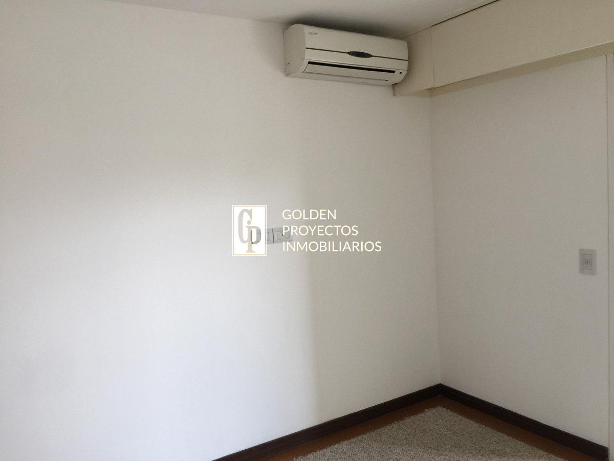 Apartamento ID.595/Apartamento-En-Alquiler-2-Dormitorios-En-Buceo - Apartamento En Alquiler 2 Dormitorios En Buceo