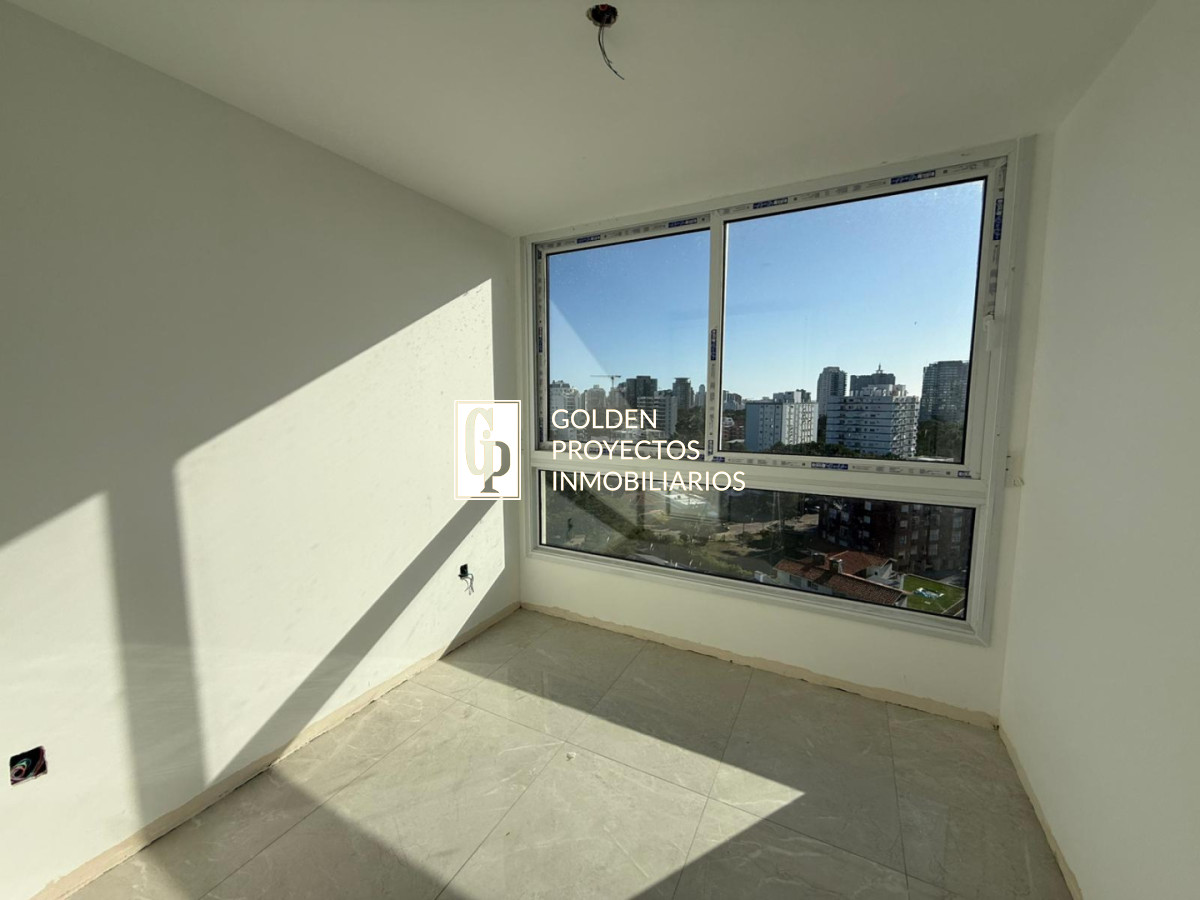 Apartamento ID.687/Apartamento-en-Venta-3-dormitorios-2-baños-Garage-Punta-del-Este- - Apartamento en Venta 3 dormitorios 2 baños Garage Punta del Este 