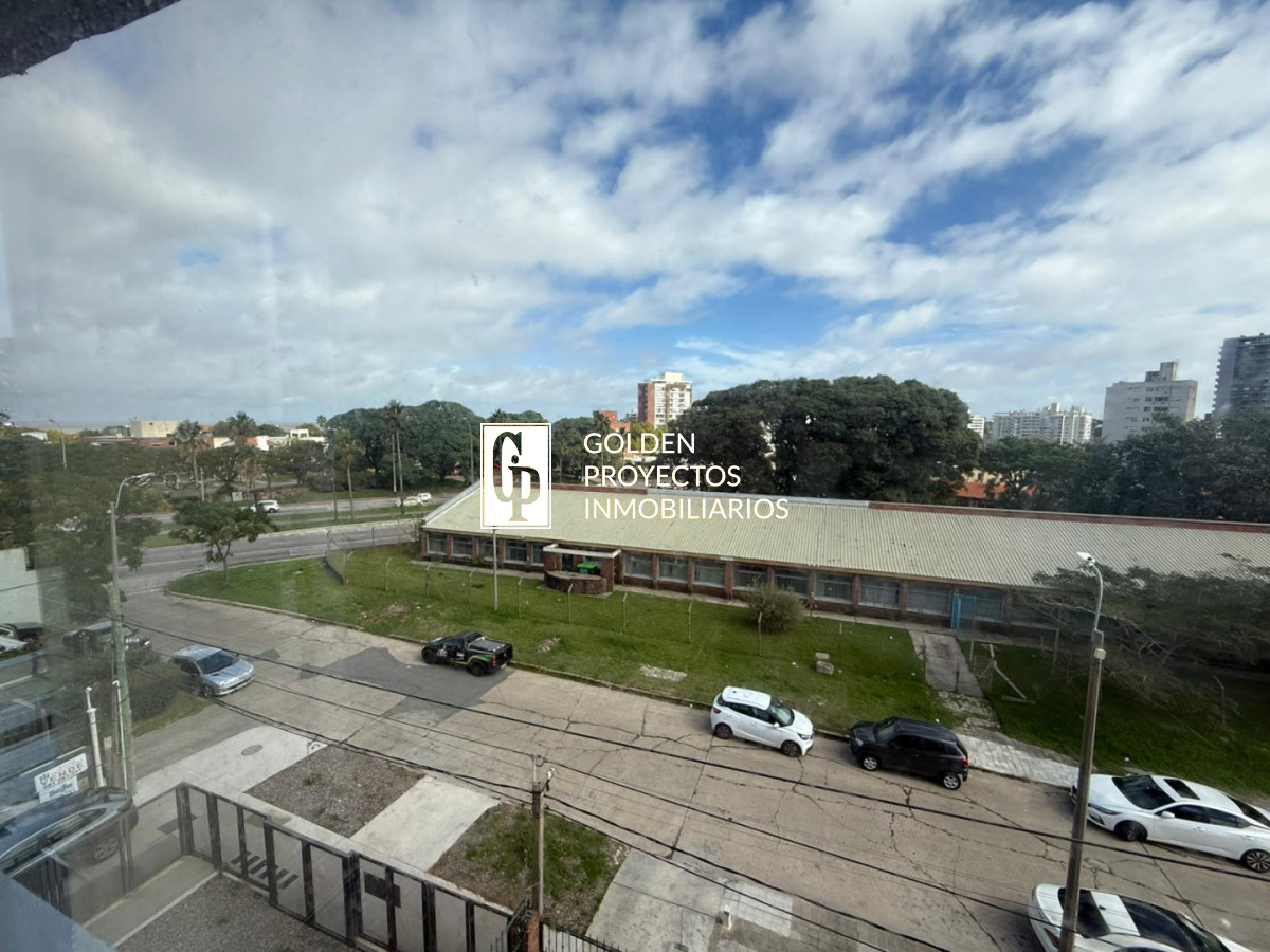 Apartamento ID.784/ - Apartamento en Venta 3 dormitorios y Garage Malvin