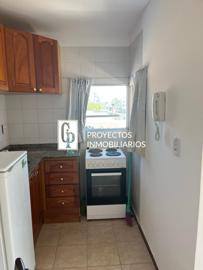 Apartamento ID.726 - Apartamento en Alquiler un  Dormitorio y Gge Punta del Este