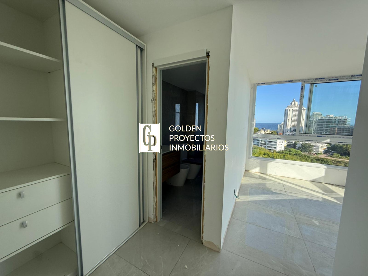 Apartamento ID.687/Apartamento-en-Venta-3-dormitorios-2-baños-Garage-Punta-del-Este- - Apartamento en Venta 3 dormitorios 2 baños Garage Punta del Este 