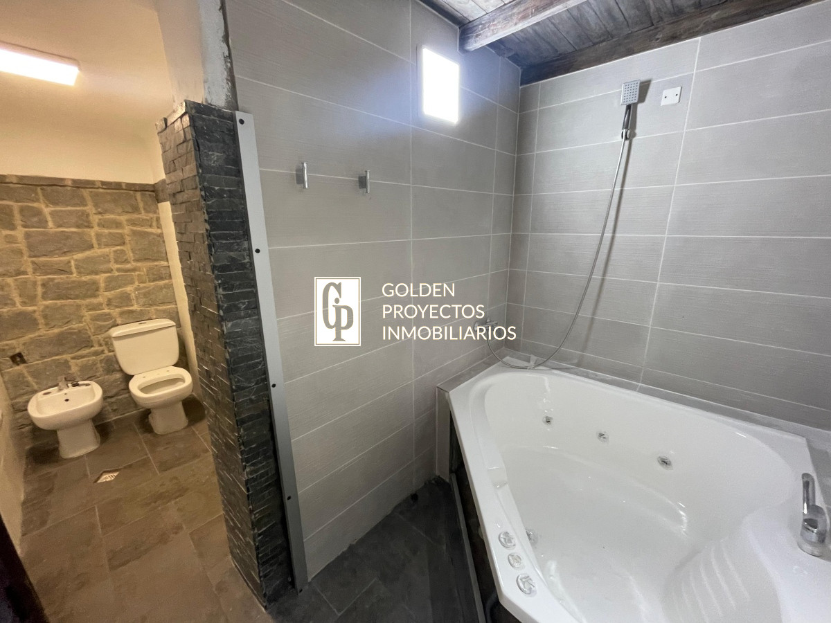 Apartamento ID.195 - Apartamento en Venta 3 Dormitorios y Azotea Con Renta de $27.000