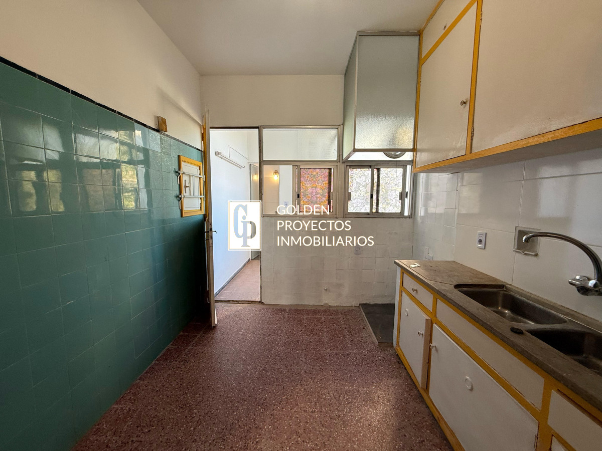 Apartamento ID.459 - VENTA apartamento 2 dormitorios 2 baños con COCHERA fija en el Centro