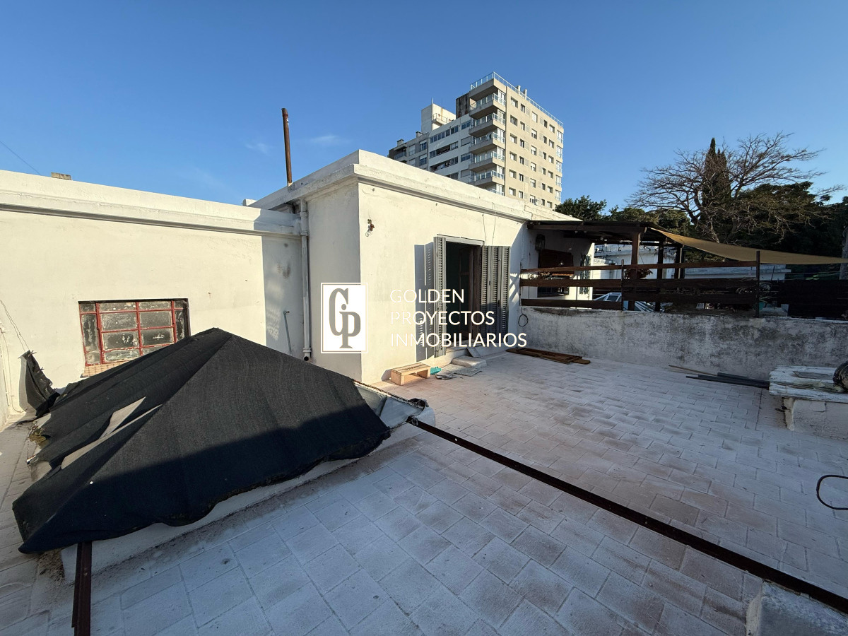 Apartamento ID.439 - Apartamento en Alquiler 3 dormitorios y azotea Punta Carretas 