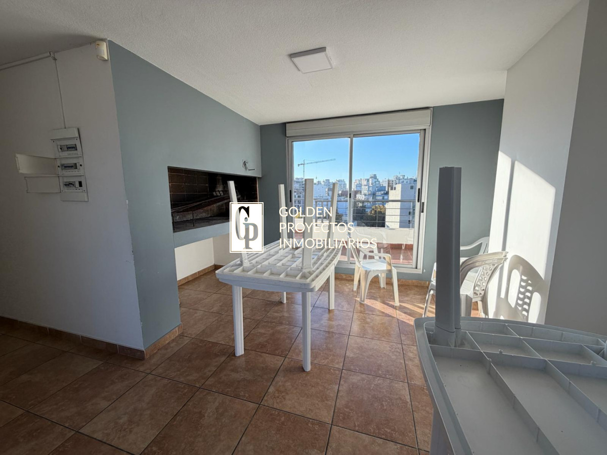 Apartamento ID.727/Apartamento-en-Alquiler-1-Dormitorio-con-Garage-y-Terraza-en-Cordón- - Apartamento en Alquiler 1 Dormitorio con Garage y Terraza en Cordón 