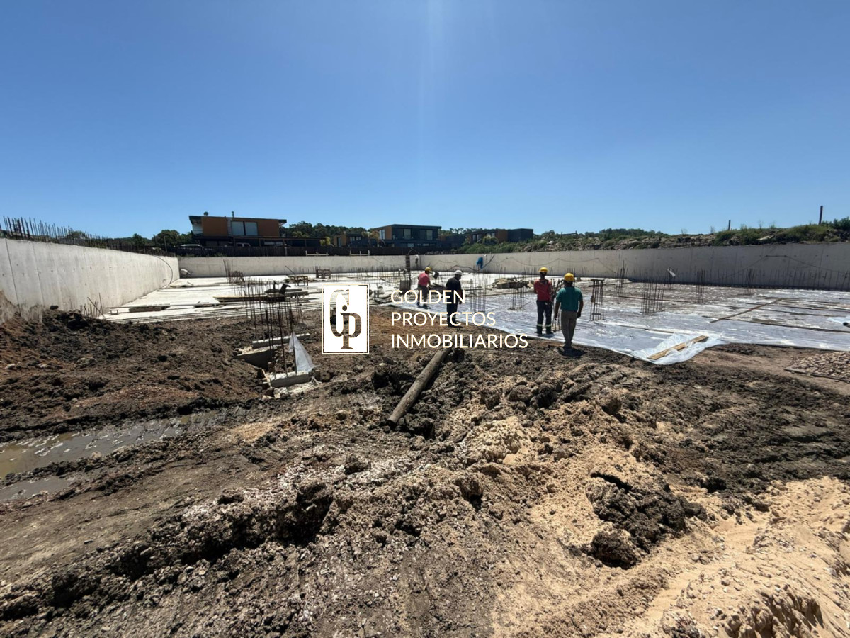 Apartamento ID.692 - Apartamento en Venta 2 dormitorios 130m2 Punta del Este