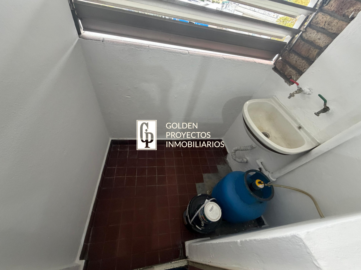 Apartamento ID.743/Apartamento-Amueblado-en-Alquiler-1-Dormitorio-con-Garaje-en-Parque-Batlle - Apartamento Amueblado en Alquiler 1 Dormitorio con Garaje en Parque Batlle