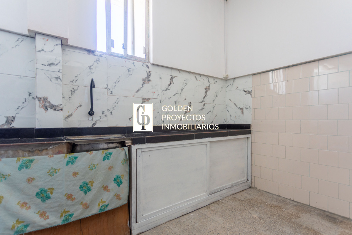 Apartamento ID.424 - VENTA - APARTAMENTO - 5 DORMITORIOS - CENTRO