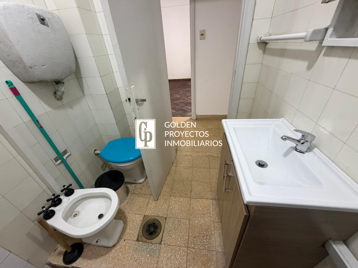 Apartamento ID.781/ - Apartamento en Venta y Alquiler de 2 Dormitorios en Cordón 
