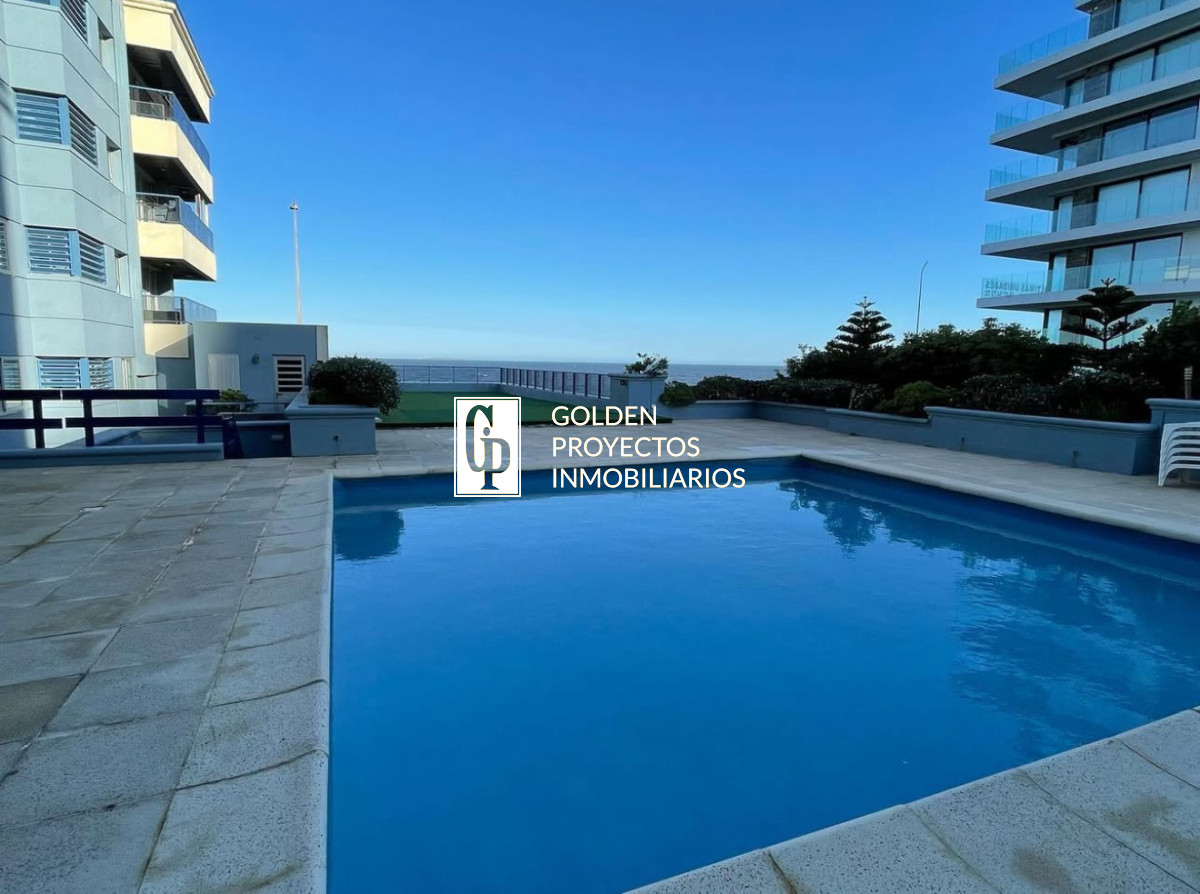 Apartamento ID.552 - Apartamento en Venta 3 Dormitorios 2 Baños Parrillero Propio en Punta del Este