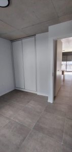 Apartamento ID.558/Apartamento-En-Alquiler-De-1-Dormitorio-Con-Cochera-En-Tres-Cruces- - Apartamento En Alquiler De 1 Dormitorio Con Cochera En Tres Cruces 