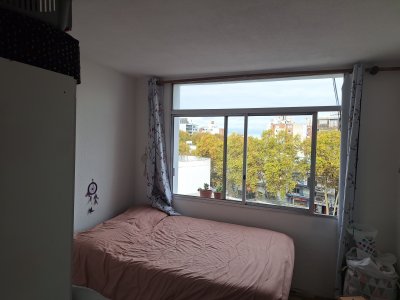 Apartamento ID.499 - Monoambiente en Venta Cordón, con Renta