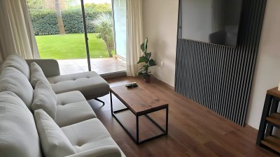 Apartamento ID.534/Apartamento-En-Venta-de-3-Dormitorios-Con-Cochera-En-Barra-De-Carrasco - Apartamento En Venta de 3 Dormitorios Con Cochera En Barra De Carrasco