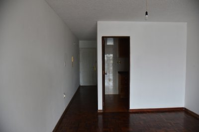 Apartamento ID.531 - Apartamento en Alquiler Monoambiente, Pocitos Nuevo 