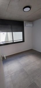 Apartamento ID.558/Apartamento-En-Alquiler-De-1-Dormitorio-Con-Cochera-En-Tres-Cruces- - Apartamento En Alquiler De 1 Dormitorio Con Cochera En Tres Cruces 