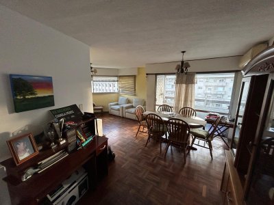 Apartamento ID.184 - Apartamento en Venta 3 dormitorios 2 baños Centro