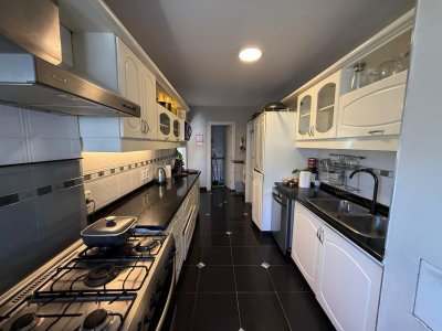 Apartamento ID.769/Penthouse-en-venta-de-dos-dormitorios-en-Rambla-Punta-Carretas - Penthouse en venta de dos dormitorios en Rambla Punta Carretas